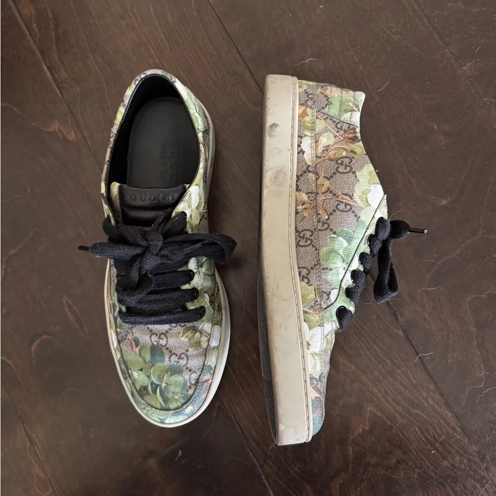 Gucci sneakers
